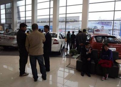 買車還去4S店？綜合汽車銷售店的獨特優勢解析